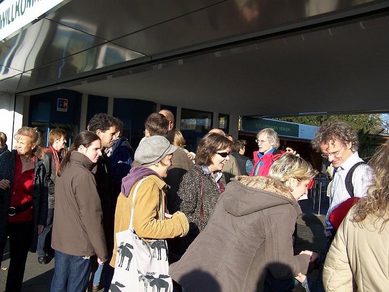 100_6014.JPG - Wir sind alle gut drauf und freuen uns auf den Zoobesuch