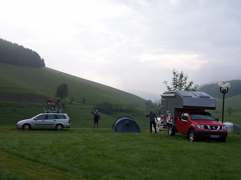 07.JPG - Am Morgen ist es noch kühl und wolkenverhangen (Foto Antje)